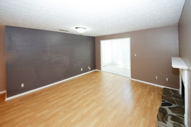 Foto del edificio - Walkable Quiet and Friendly Smyrna