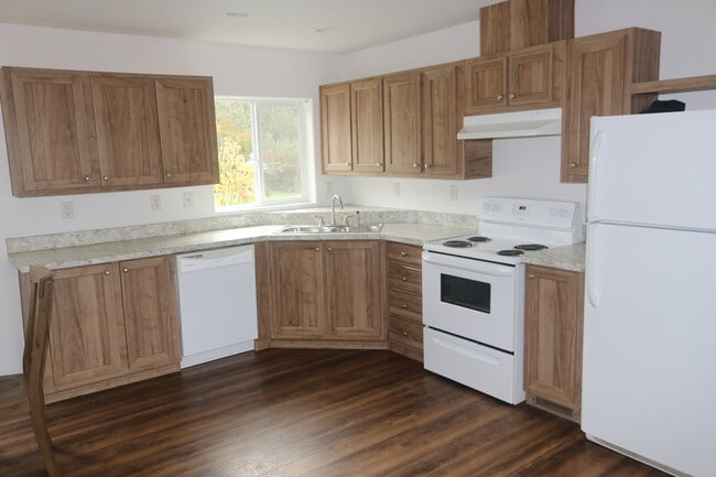 Building Photo - 2736 WA-109