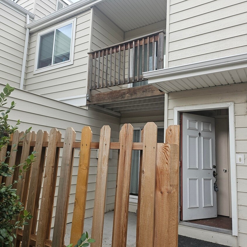 Photo - 6770 E Mississippi Ave (Denver, CO)