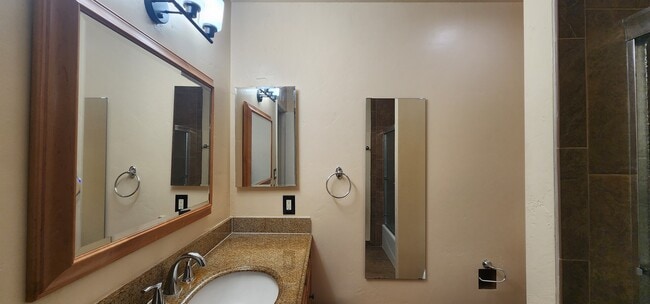 Building Photo - 335 Los Arbolitos Blvd