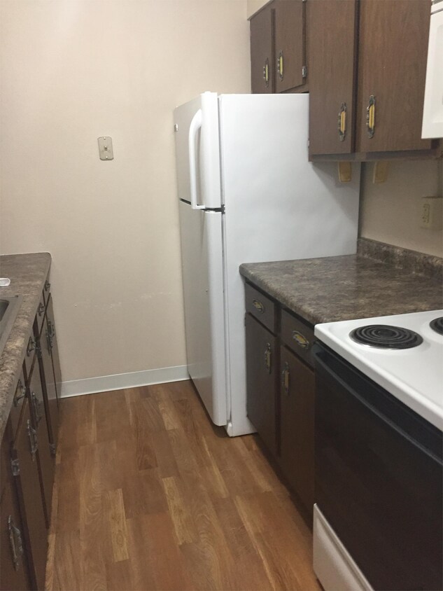 Primary Photo - 2050 Edgewood Rd NW