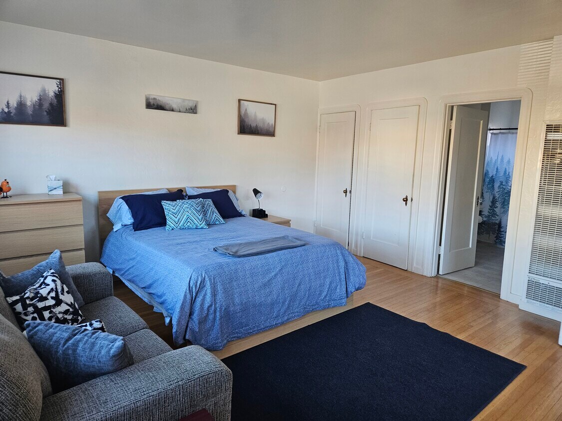 Foto principal - 1445 Brown St