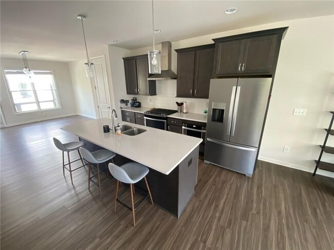 Building Photo - 757 Cady Way
