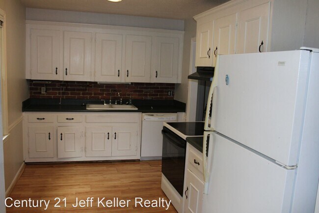 Building Photo - 3 br, 1.5 bath House - 2221 Anthony Rd.