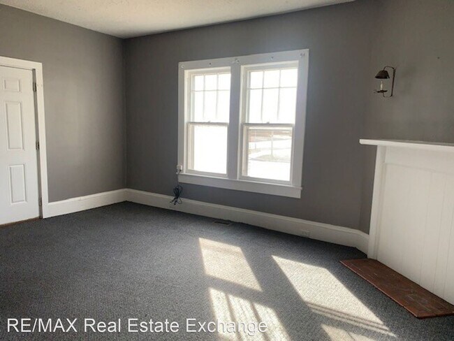 Building Photo - 2 br, 1 bath House - 1501 N. Pine Street