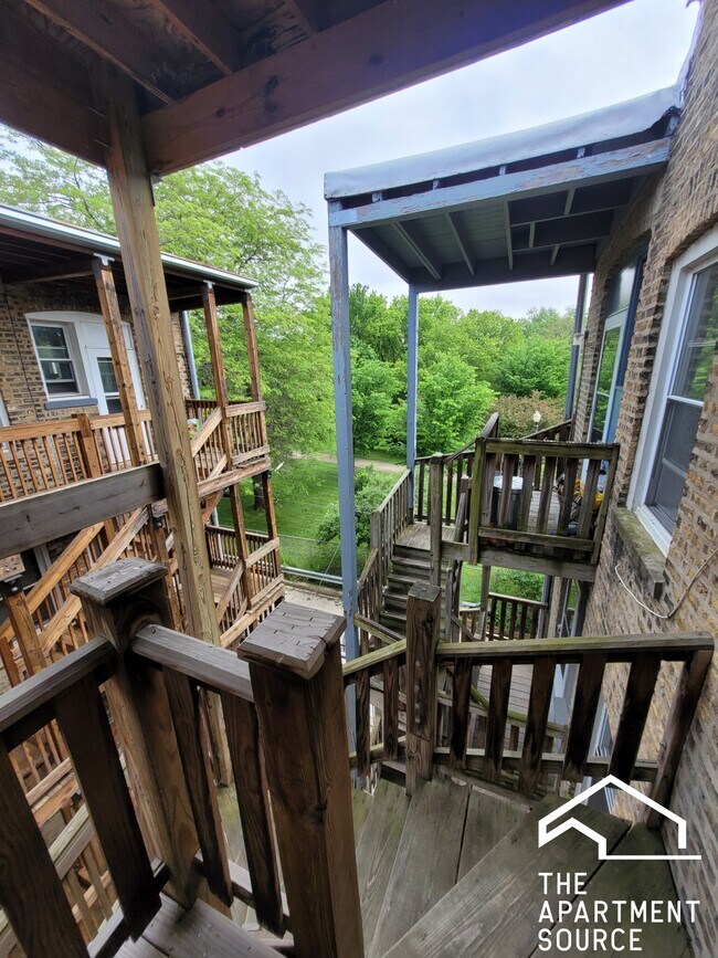 Foto del edificio - 4937 N Whipple St