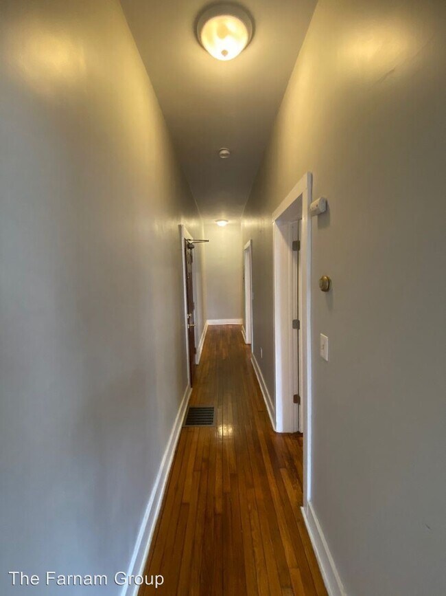 Foto del edificio - 831-833 Whalley Ave
