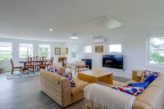 Building Photo - 53 Plum Island Turnpike