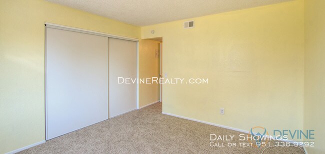 Building Photo - 522 E Lugonia Ave