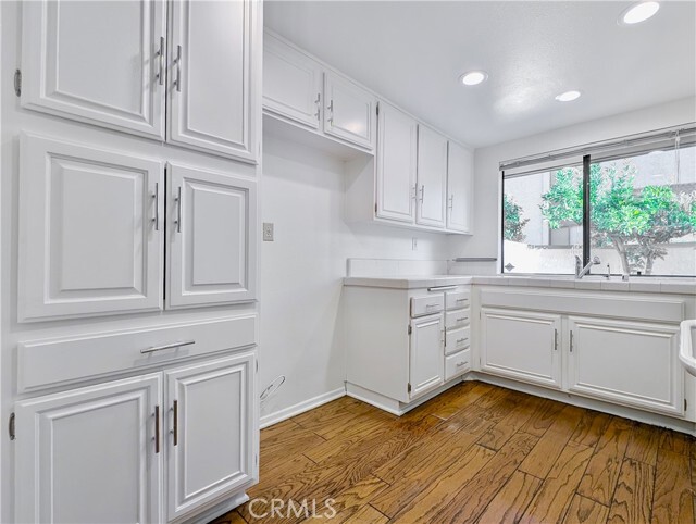 Building Photo - 21500 Califa St