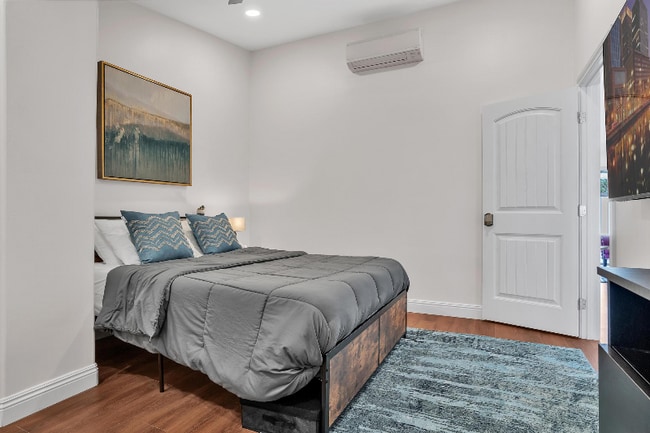 Building Photo - 3784 Nectarine Cir