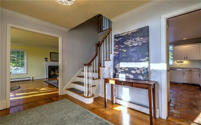 Foto del edificio - 40 Hunting Ridge Ln