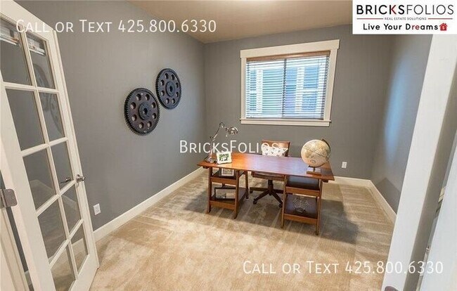 Foto del edificio - Welcoming Home in Bothell, Ideal for Relax...