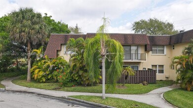 Building Photo - 9107 SW 137th Ter