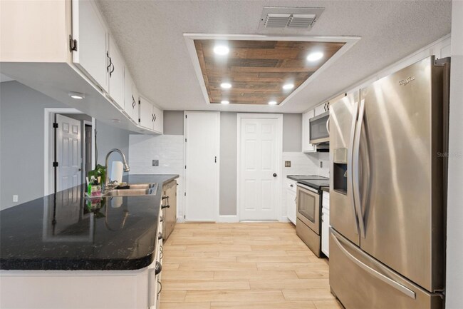 Foto del edificio - 6307 Shane Ln