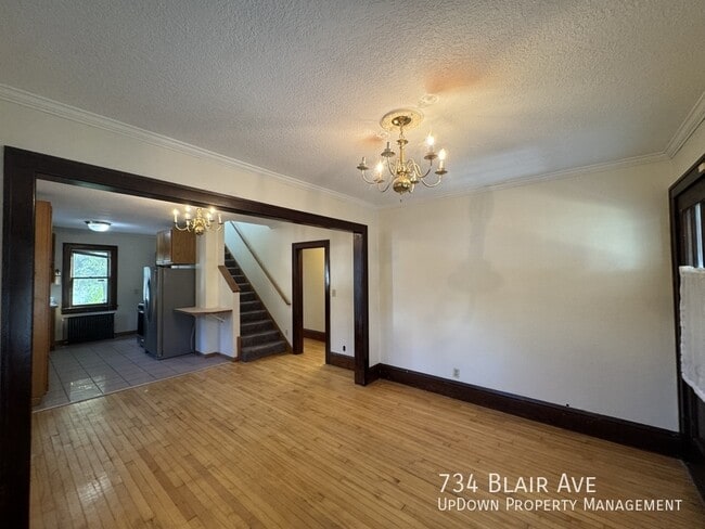 Building Photo - 734 Blair Ave