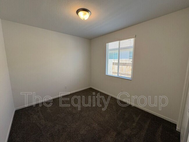 Foto del edificio - 1620 W Porter Ave