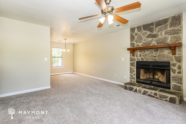 Building Photo - 209 Mohican Cir