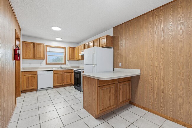 Building Photo - 111 Commercial