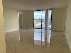 Building Photo - 13499 Biscayne Blvd