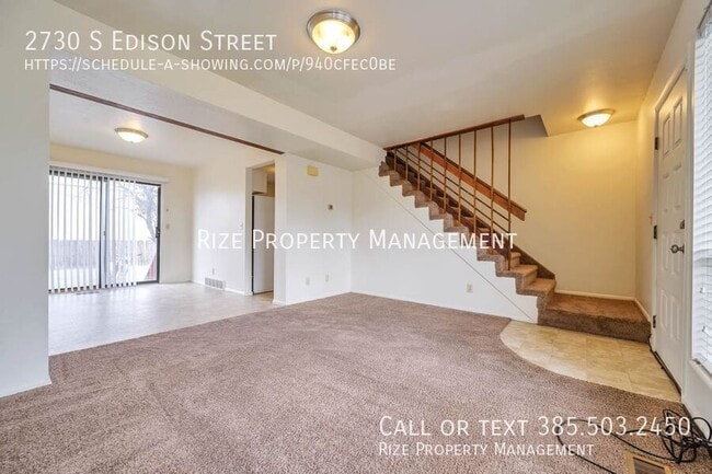 Building Photo - 2730 S Edison St