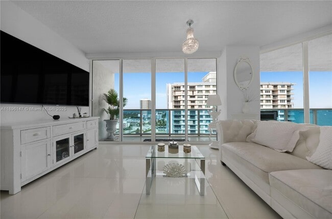 Foto del edificio - 1881 79th Street Causeway