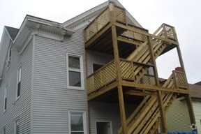 Building Photo - 143 Oak St