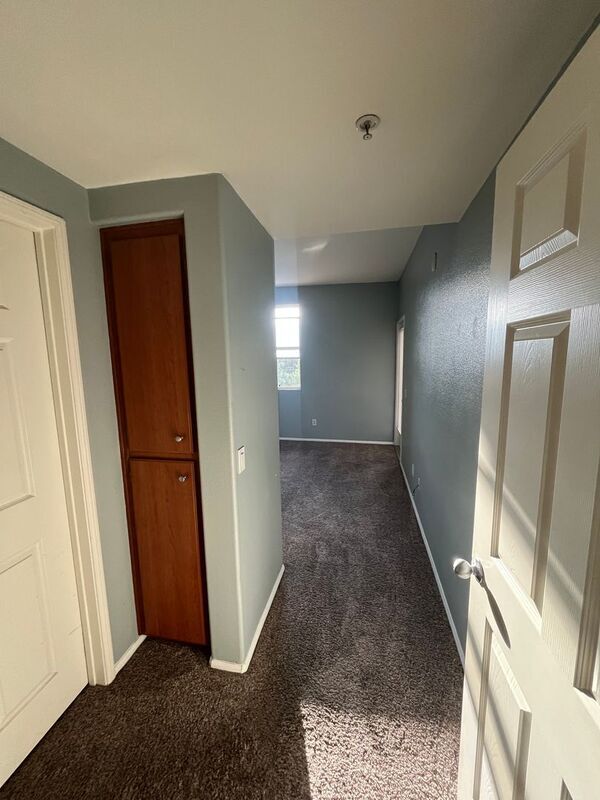 Building Photo - 44740 Adam Ln