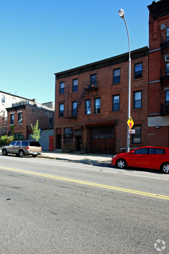 View of building - 75 3rd St