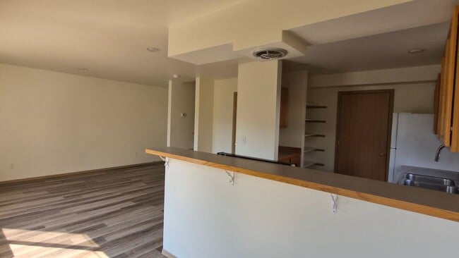 Foto del edificio - 3 Bed 1.5 Bath Duplex Unit - Barkley Village, Bellingham WA