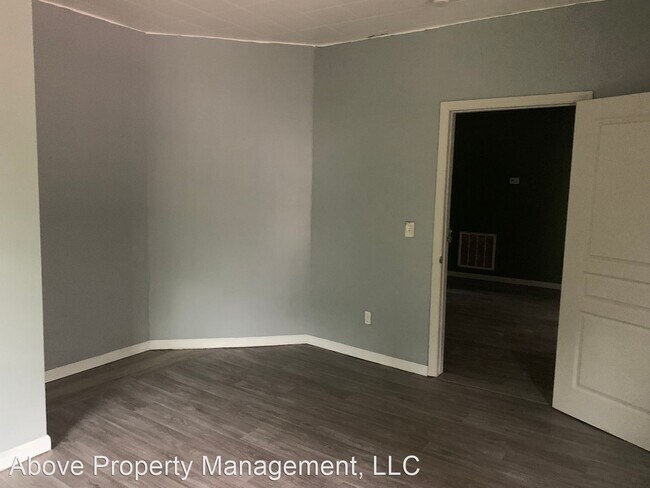 Foto del edificio - 3 br, 2 bath House - 8 Valley Street