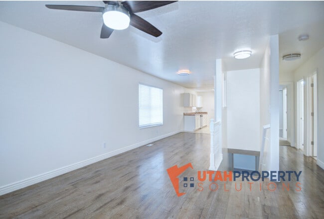Building Photo - 7708 N Wyatt Earp Ave