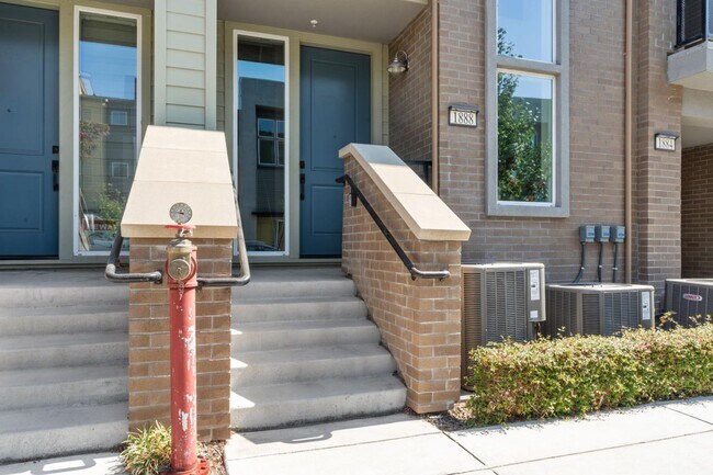 Foto del edificio - 1888 Newbury Park Dr