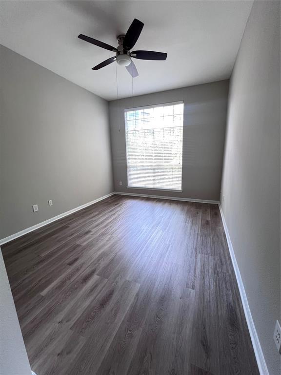 Building Photo - 5353 Memorial Dr