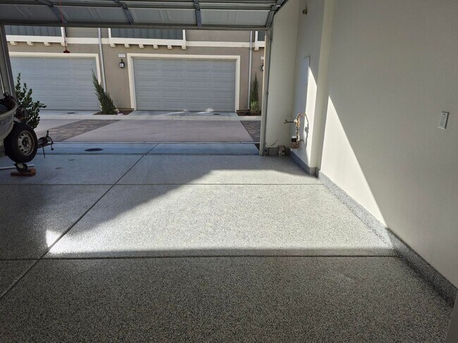 Foto del edificio - 4255 E Carmel Privado