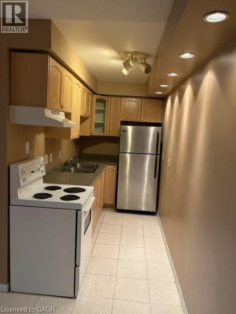 Photo du bâtiment - 30 Summit Ave