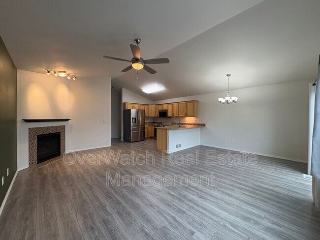 Building Photo - 5651 Sapphire Loop