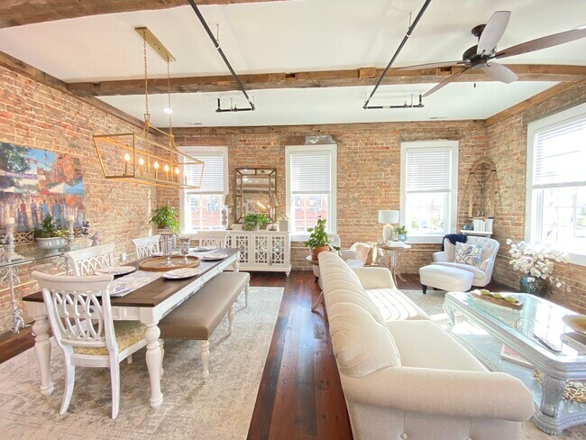 Foto del edificio - 132 Goldsboro St SW
