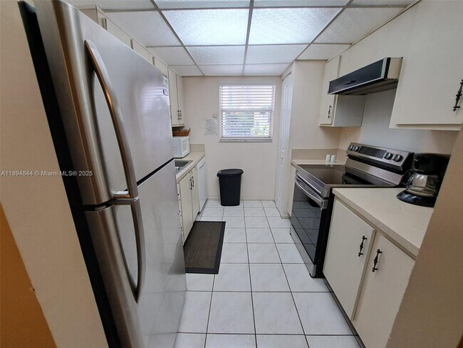 Foto del edificio - 201 178th Dr