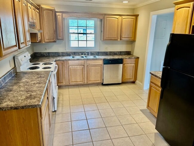 Foto del edificio - Hennon Dr #238