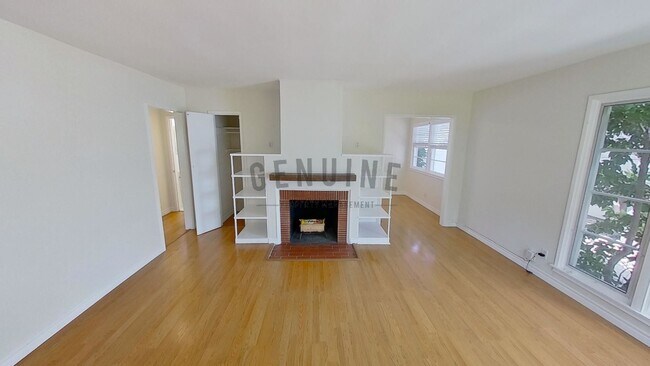 Building Photo - 614 Marguerite Avenue