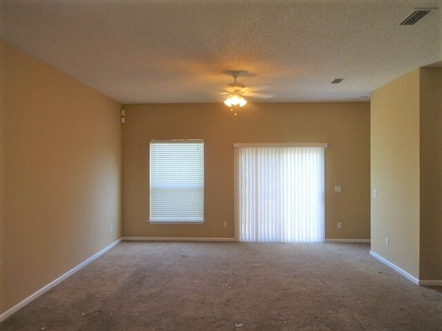 Building Photo - 12129 Autumn Sunrise Drive