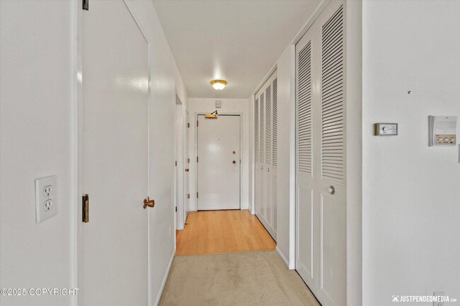 Building Photo - 836 M St