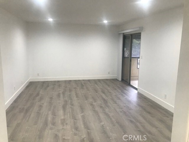 Foto del edificio - 2155 Canyon Dr