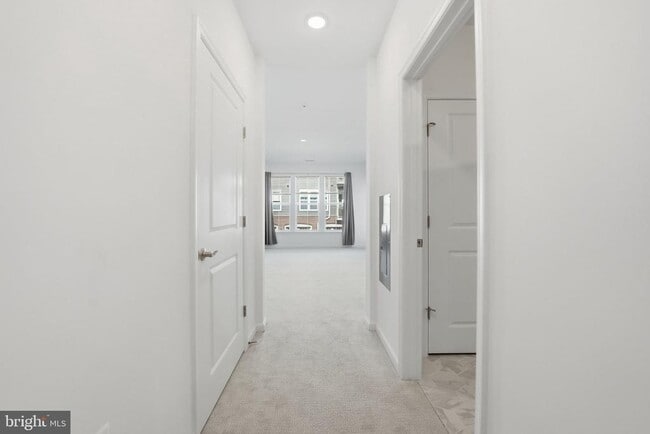 Building Photo - 13970 Englefield Dr