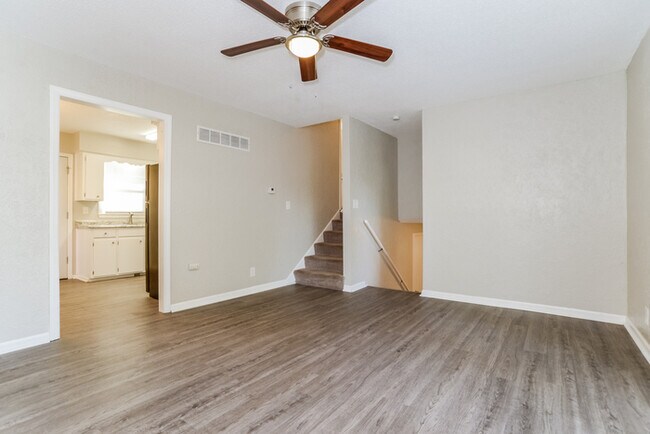 Foto del edificio - 9727 Marsh Ave