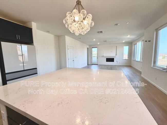 Building Photo - 6 Jasper Ct