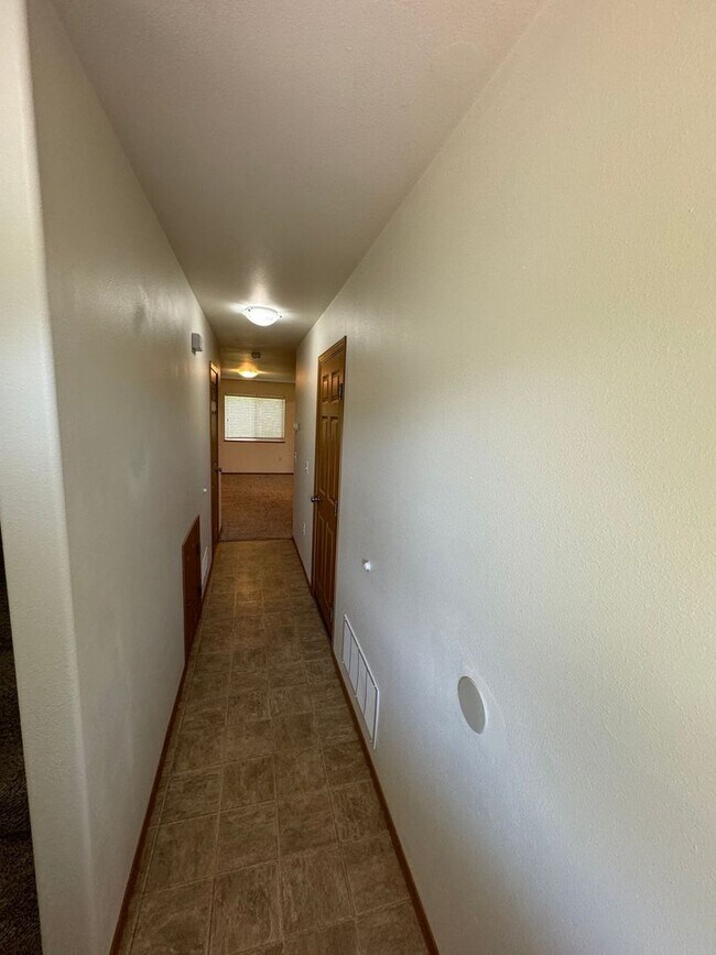 Foto del edificio - 5595 S Irwin Dr