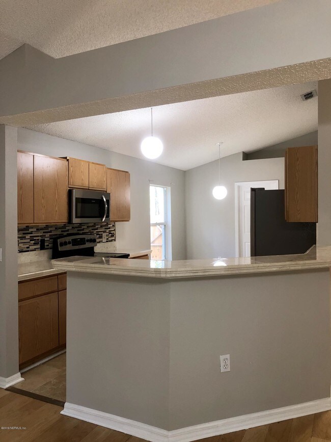 Foto del edificio - 3286 Carlotta Road