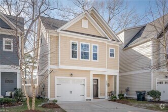 Building Photo - 225 Floridays Way